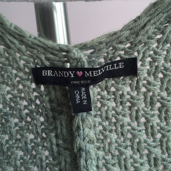 🚫SOLD🚫 ✨NEW✨ Olive Green Caroline Cardigan - Picture 2 of 3