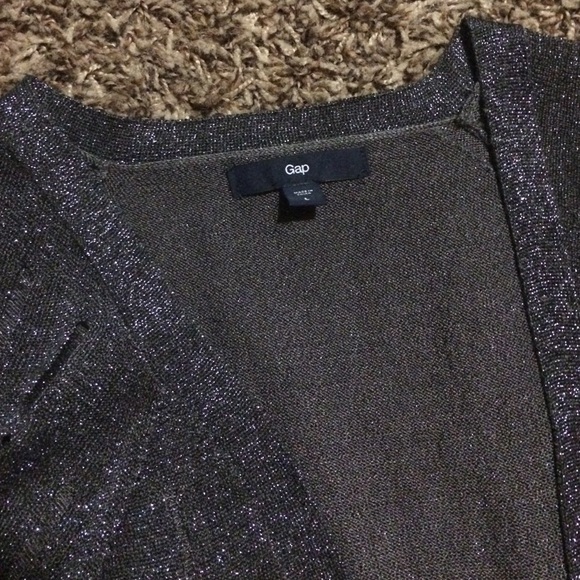 💥REDUCED!💥Gap shimmer cardigan - Picture 2 of 3
