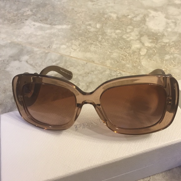 ##TRADED## - Picture 2 of 4