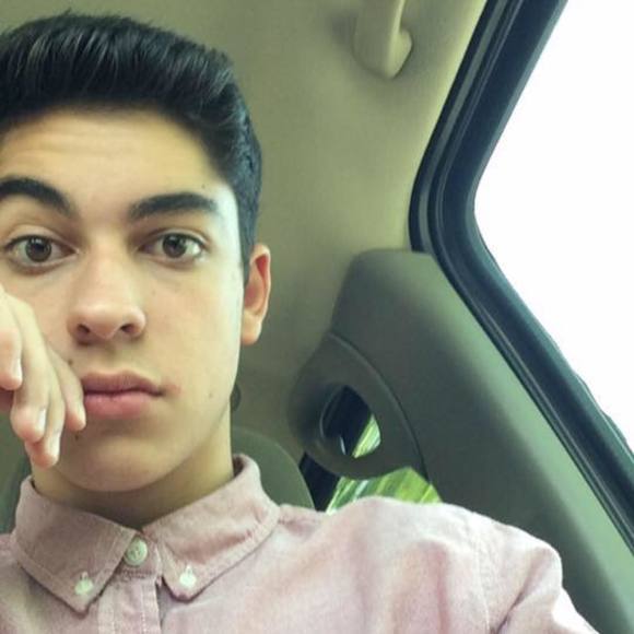 Meet your Posher, Josh - Picture 1 of 1