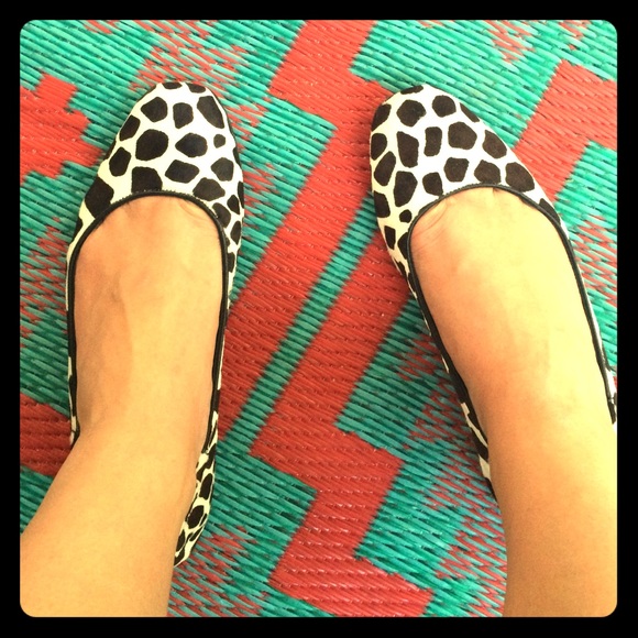 White & chocolate pony hair flats Donald J. Pliner