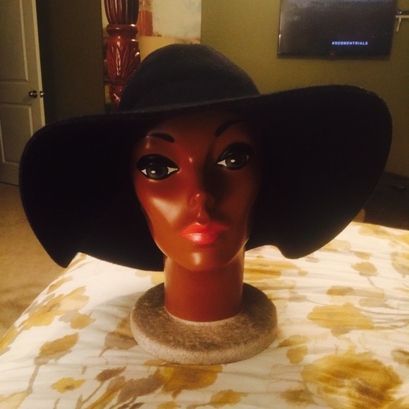 Forever 21 Hat