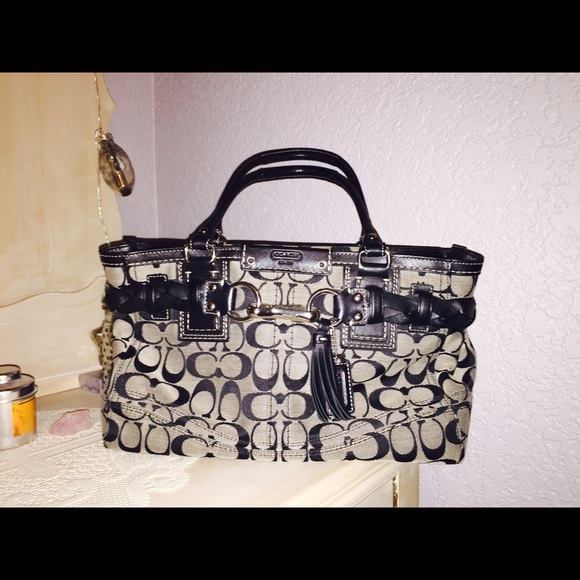 100% authentic coach purse!