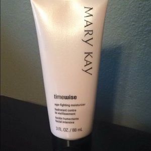 Mary Kay age fighting moisturizer