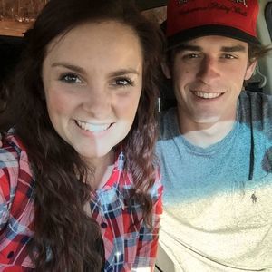 Meet your Posher, Maegan