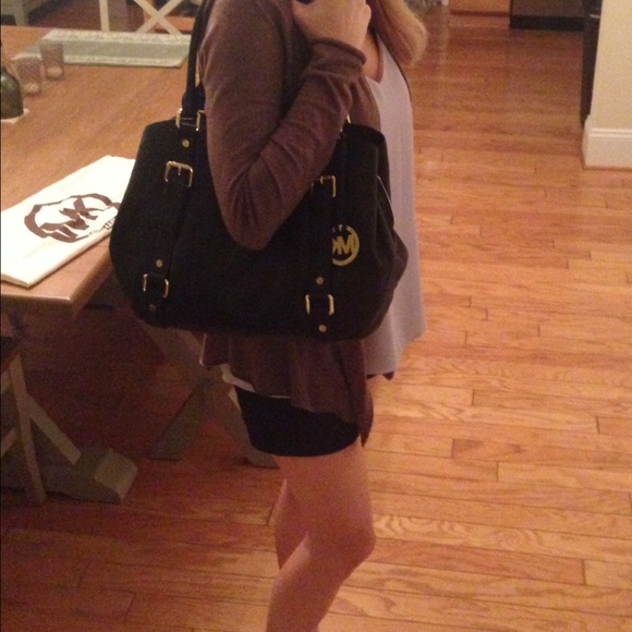 Michael Kors Handbags - *reduced* Michael Kors Black Bedford Satchel Purse