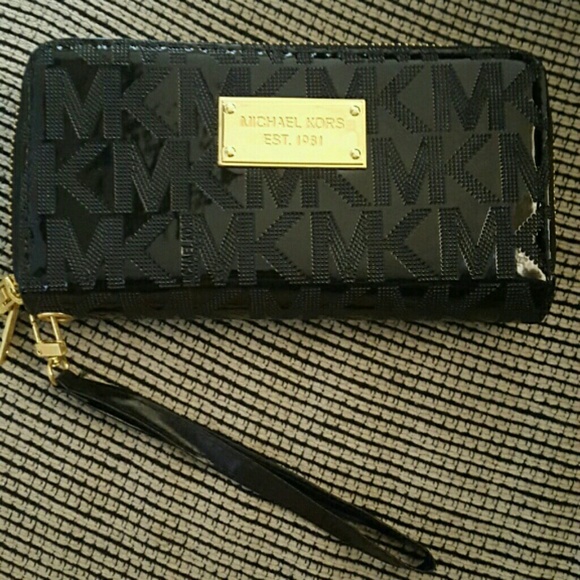 Black print wallet NWOT