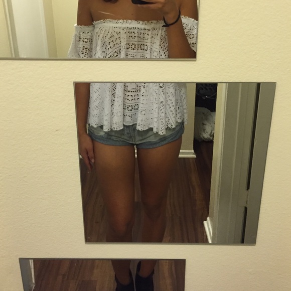 Free people off shoulder white top