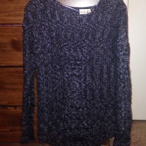 Nwot-blk and grey sweater