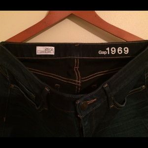 Gap Long & Lean Jeans Size 26/2R