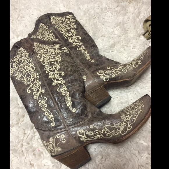Corral Cowgirl Boots