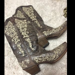 Corral Cowgirl Boots