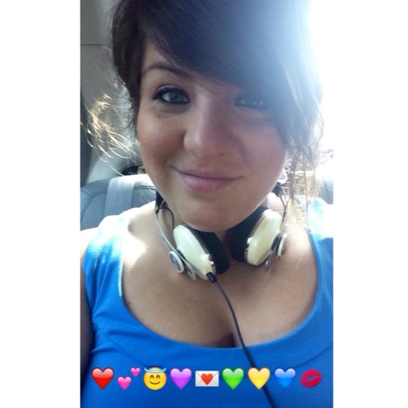 🐈😇Meet Your Seller!! 🌸🐾 - Picture 3 of 4