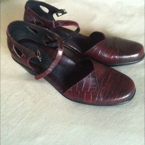DANSKO Roxy Red crocodile print women's shoes
