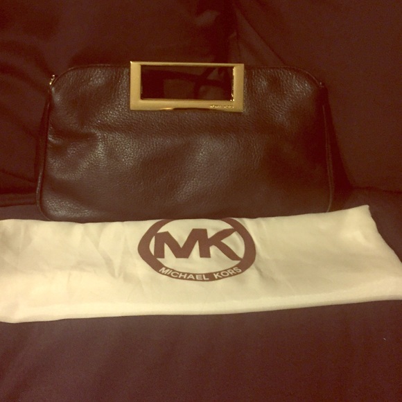 MK clutch