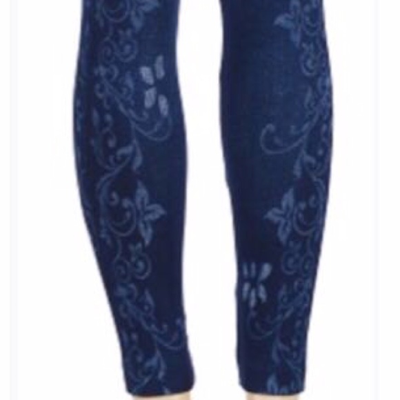 💥HOST PICK 9/14💥MORE CUTE FLOWER JEGGINGS! - Picture 3 of 3