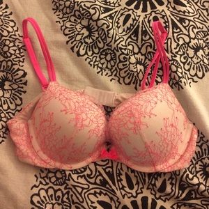 Victoria's Secret Very Sexy Push-up