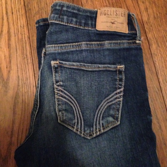 Hollister skinny jeans