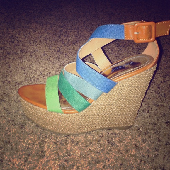 Bamboo Shoes - Reduced! Cute Bamboo wedges sz 7.5 - new NWOT 💕