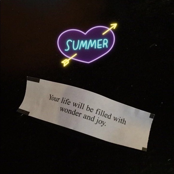 Meet your Posher, Hayley K - Picture 2 of 2