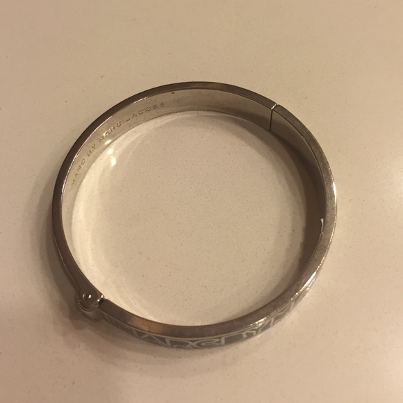 Brand new Marc by Marc Jacobs Bangle - Picture 2 of 4