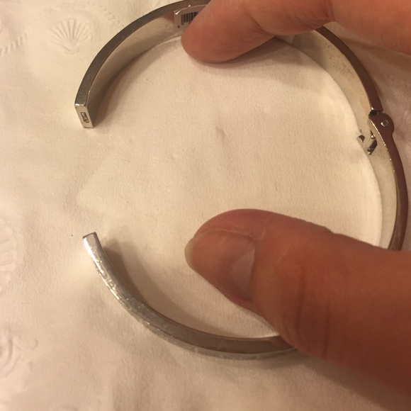 Brand new Marc by Marc Jacobs Bangle - Picture 3 of 4