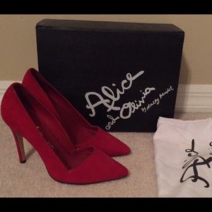 Alice and Olivia Garnett suede pumps