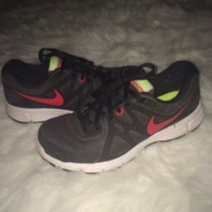 Nike Revolution 2 Black & Red