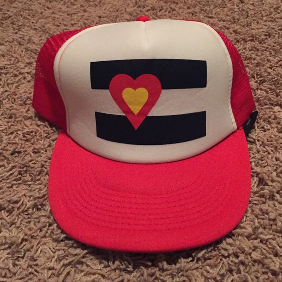Trucker hat