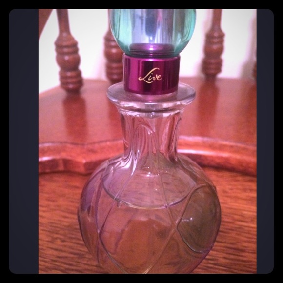 Jennifer Lopez's Live Perfume