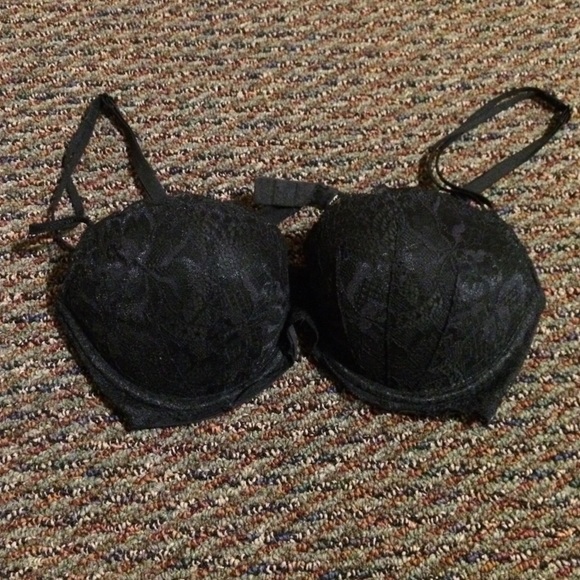 Black Lace Push-Up Bra