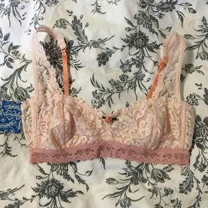 Bundle for Elizabeththropp for two bralettes