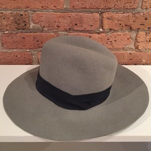 Club Monaco Grey Wool Hat
