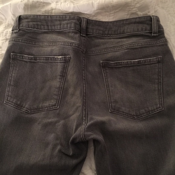 Gray ankle-length skinny jeans. Perfect for FALL! - Picture 2 of 4