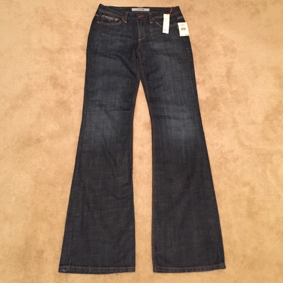 NWT Joe's Jeans in "The Muse" fit