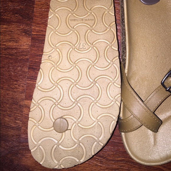 Sandals - Picture 2 of 2