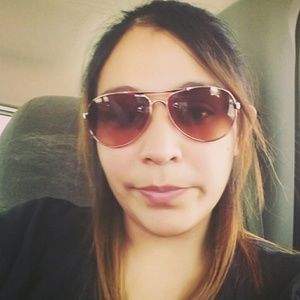 Meet your Posher, Samantha