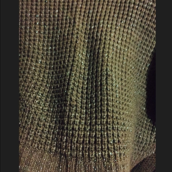 Cute Sweater! - Picture 2 of 3