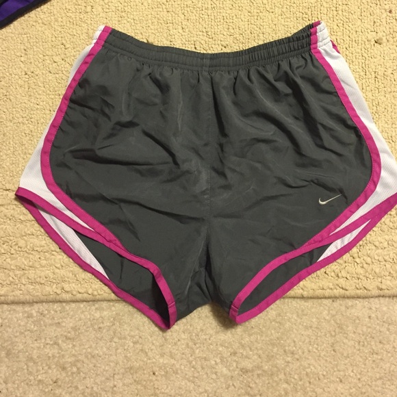 Nike Women's Tempo Shorts
