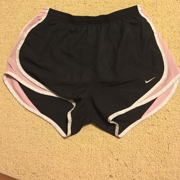 Nike Women's Tempo Shorts