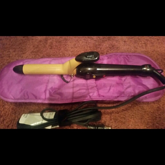 Chi air curling iron, protective pouch NEW w/o box