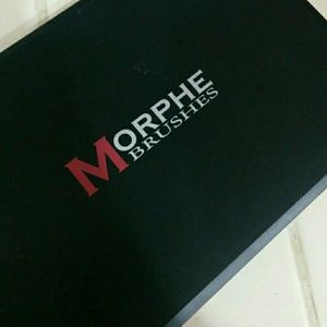 Morphe Brushes contour palette