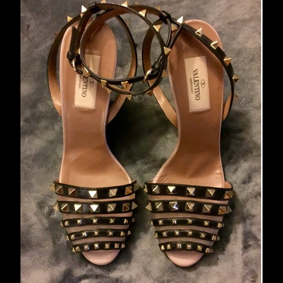 👠SOLD👠100%AUTH VALENTINO  ROCKMANCE WEDGES - Picture 3 of 4