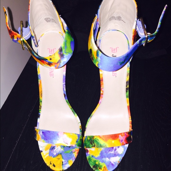SOLD-JustFab heels