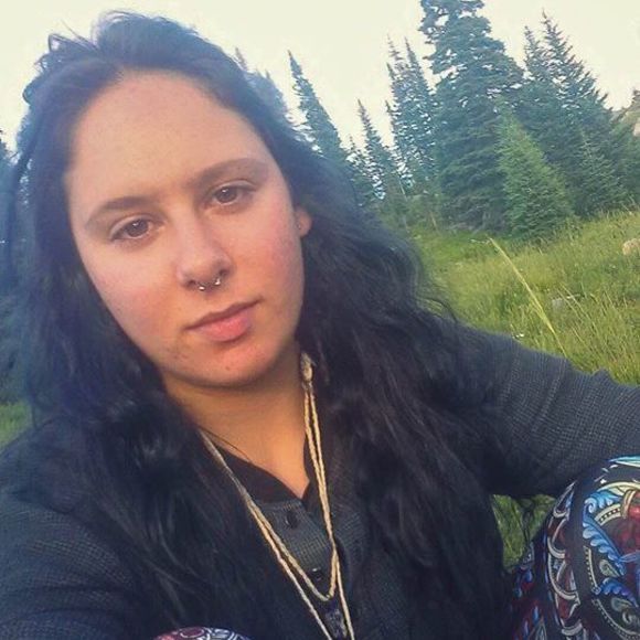 Meet your Posher, Becca - Picture 1 of 1