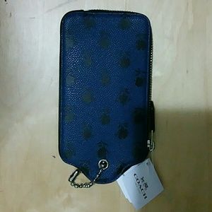 Coach Hangtag Multifunction Case