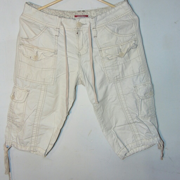 Egg White Capris