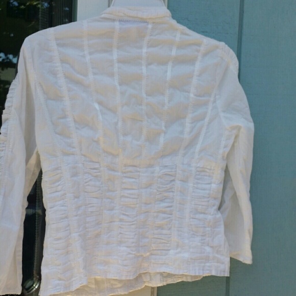 Sexy white blouse - Picture 2 of 4