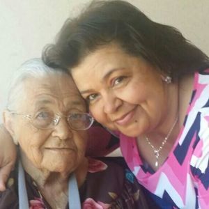 Meet your Posher, Lillie