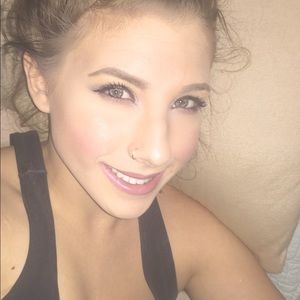 Meet your Posher, Aubrey